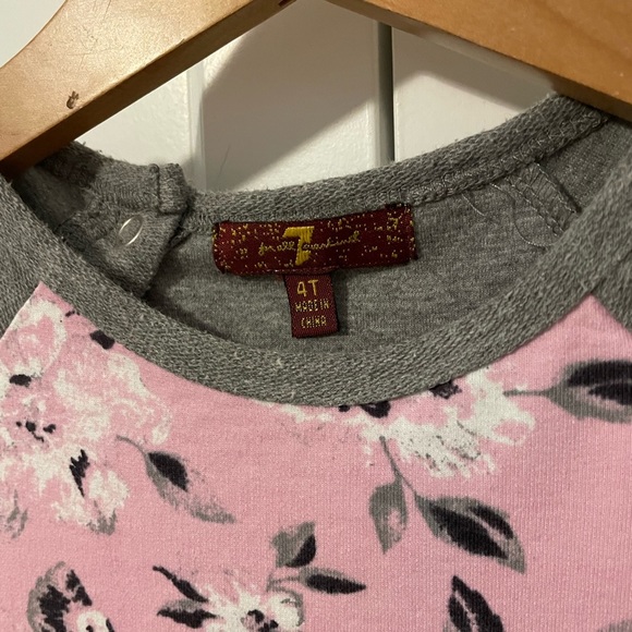 7 FOR ALL MANKIND Jumper Pullover Sweater Grey Pink Floral Buttons Girl’s 4T - Picture 2 of 5